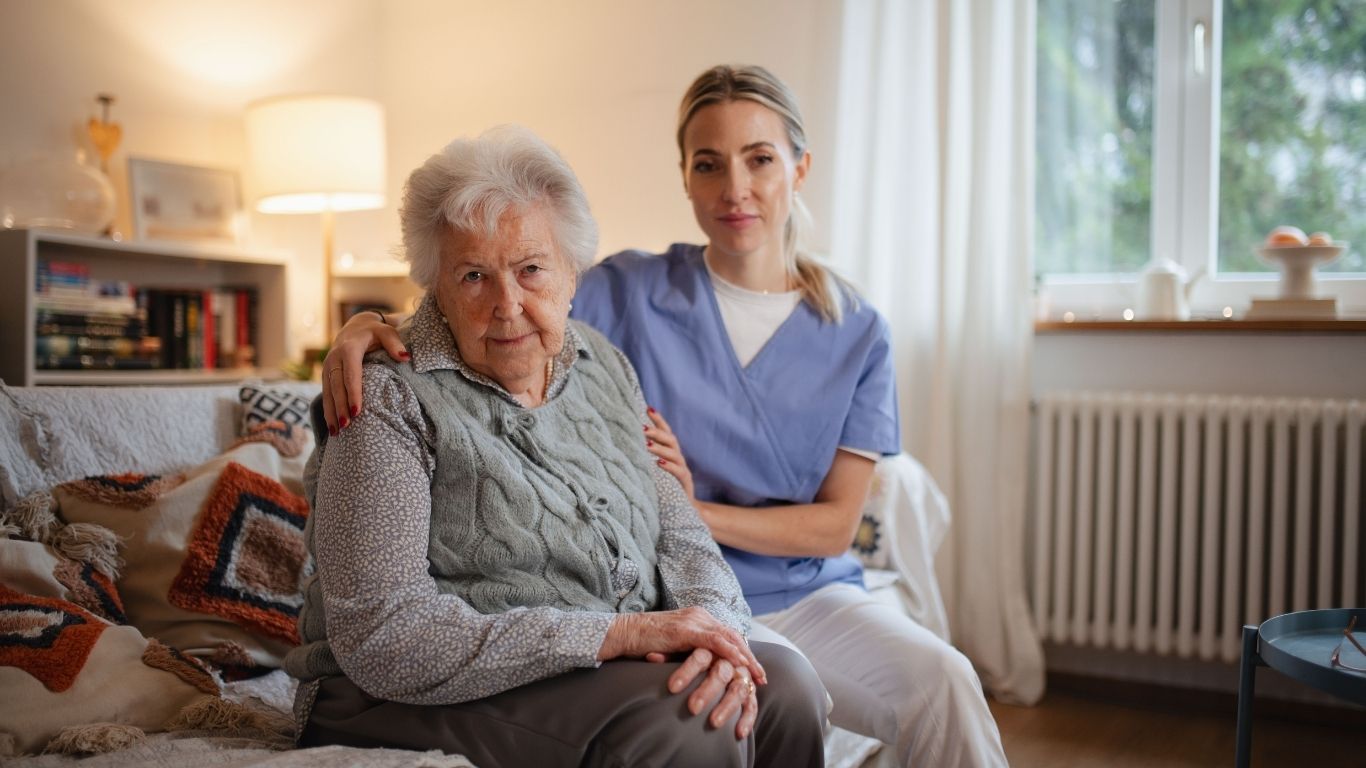 Memory Care Near Me: How to Find the Right Memory Care Community for Your Loved One